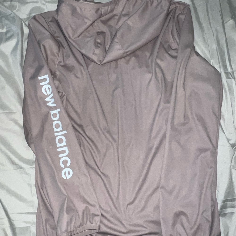New Balance WindBreaker Quarter Zip. Size Large.